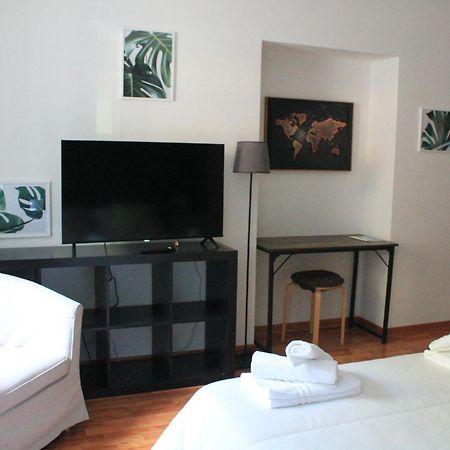 Terrace44 Oasi Di Pace E Relax Nel Cuore Di Триест Екстериор снимка